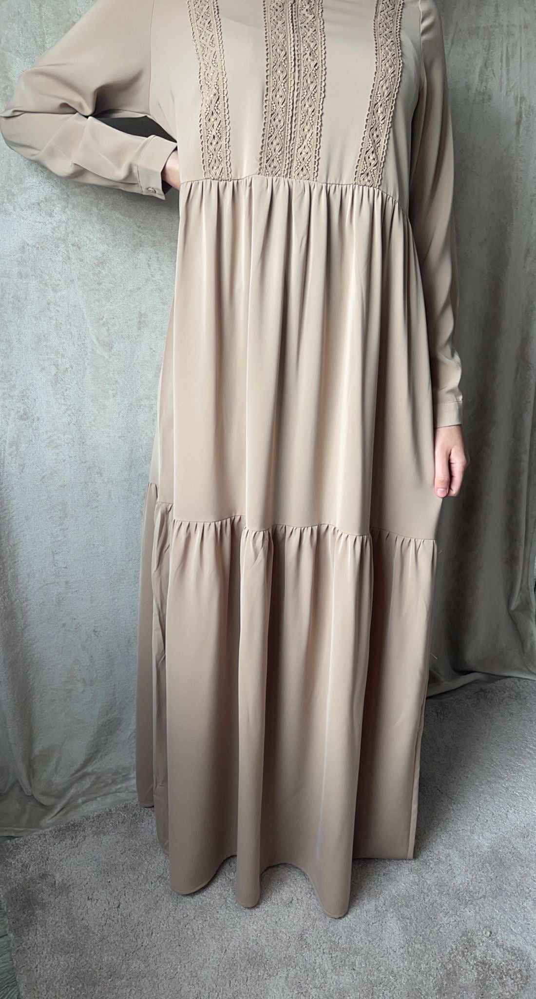 Jurk met kant-Beige